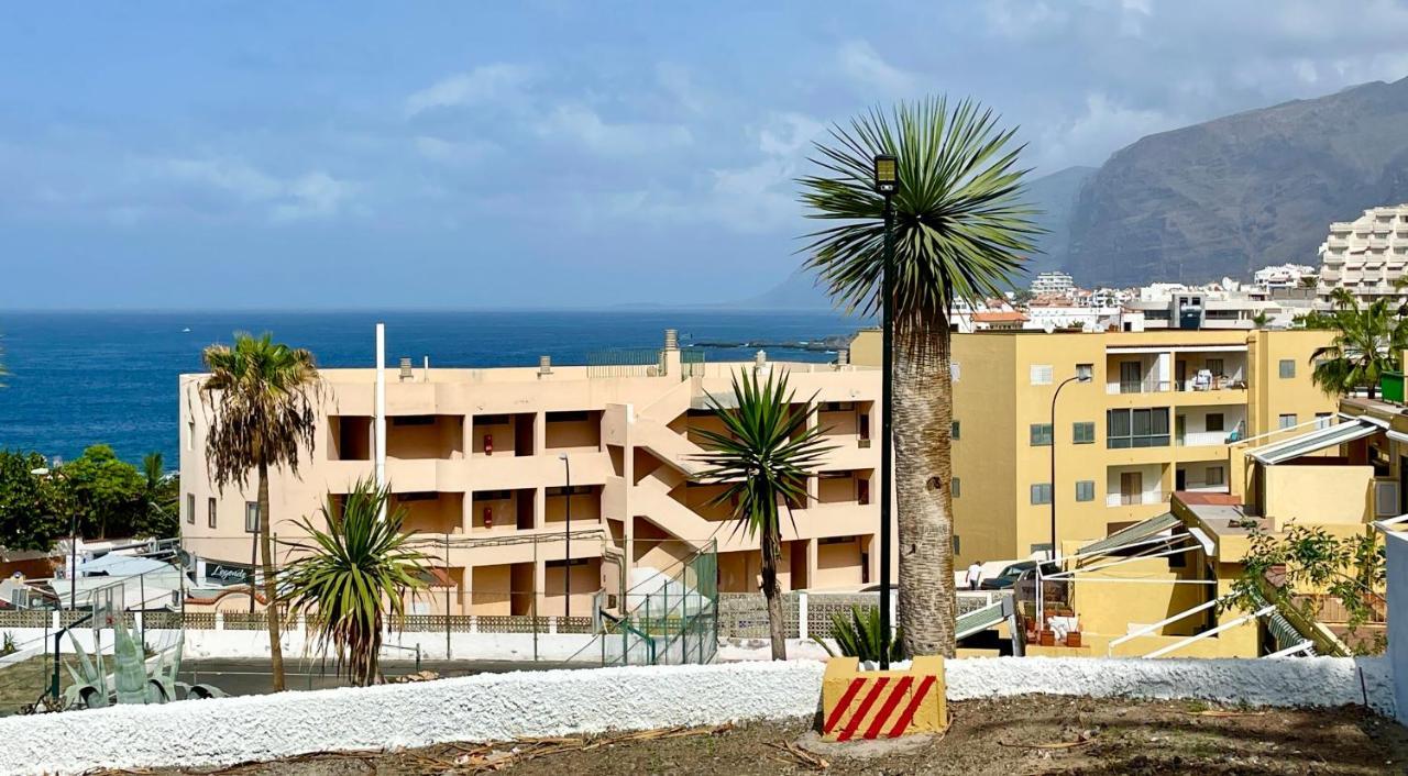 Vista La Gomera Puerto de Santiago  Exterior foto